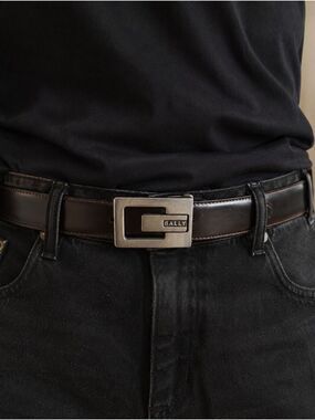 Vintage 1999 BALLY Silver Plate Buckle Leather Belt - Minimalist Designer - 46